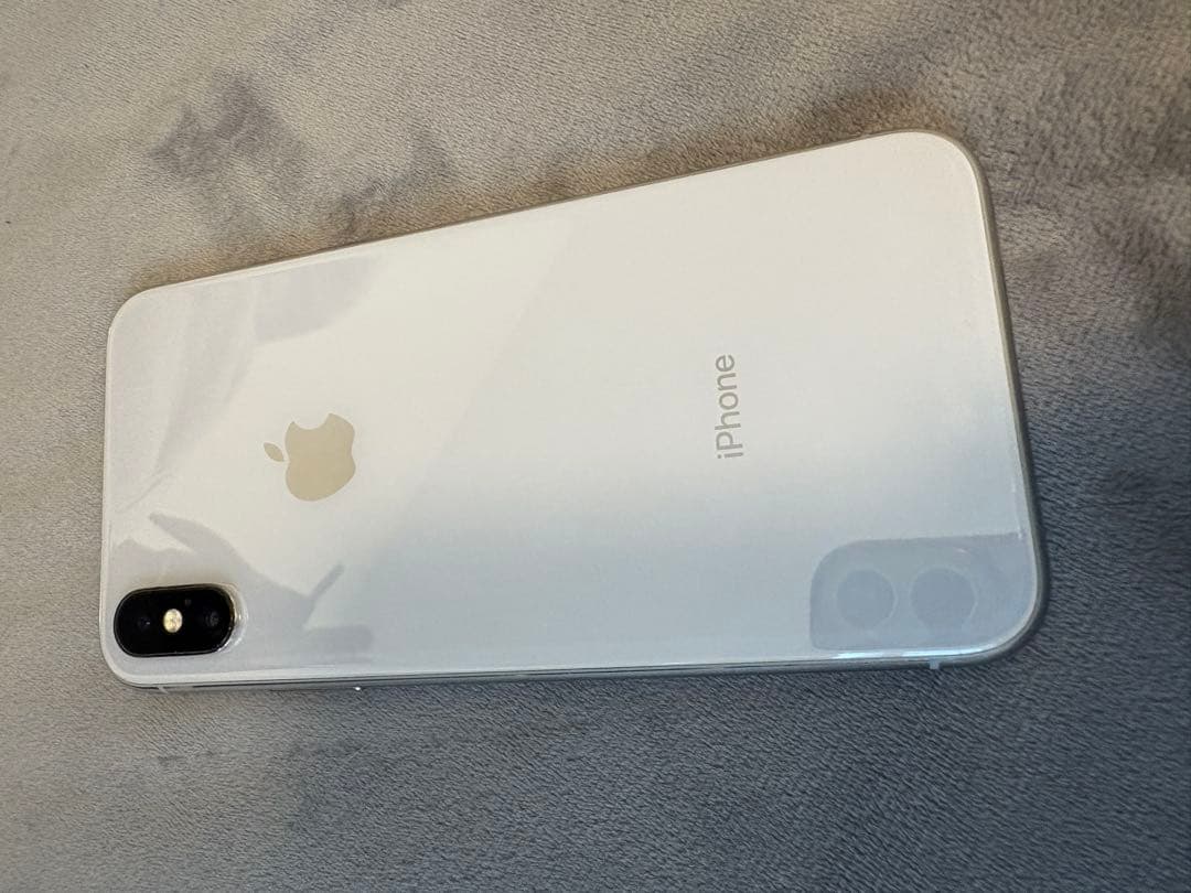 美品 iPhoneX 10 256GB シルバー SIMフリー