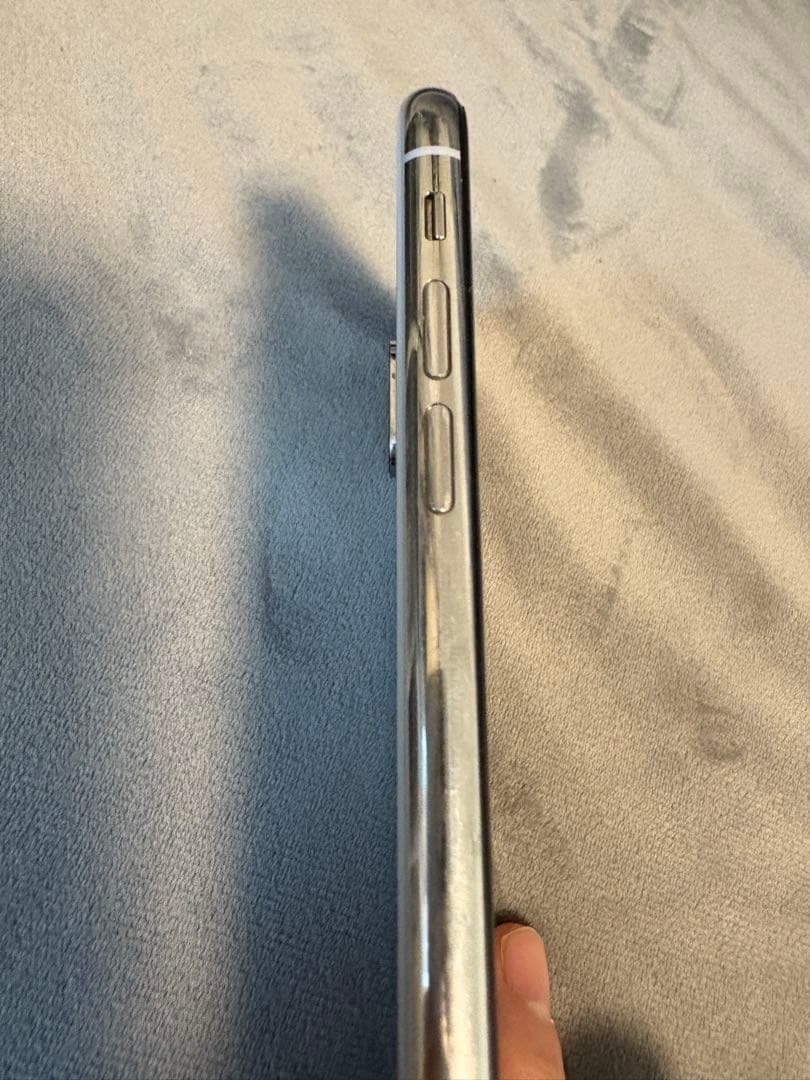 美品 iPhoneX 10 256GB シルバー SIMフリー