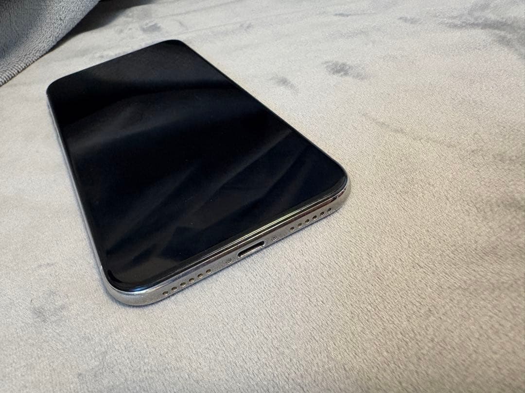 美品 iPhoneX 10 256GB シルバー SIMフリー