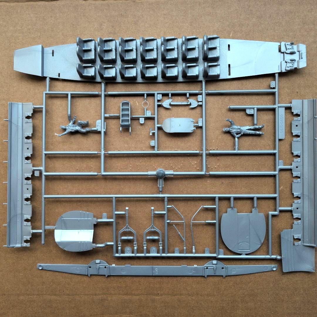 MONOGRAM 1/48 EASTERN AIRLINES DC−3