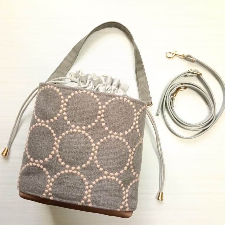 こ*ま様 ⭑オークション⭑ミナペルホネン　ポケット巾着バッグ　dopタンバリン