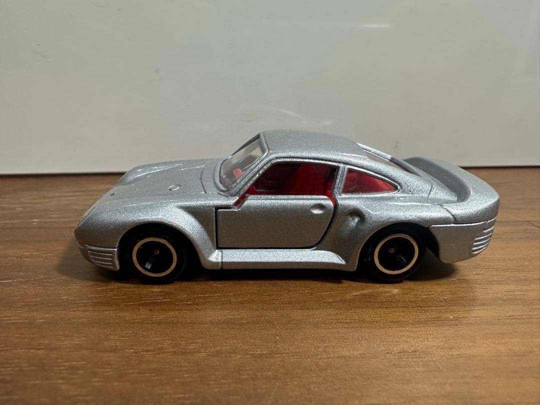 トミカ 赤箱 日本製 120 1/58 ポルシェ 959 シルバー