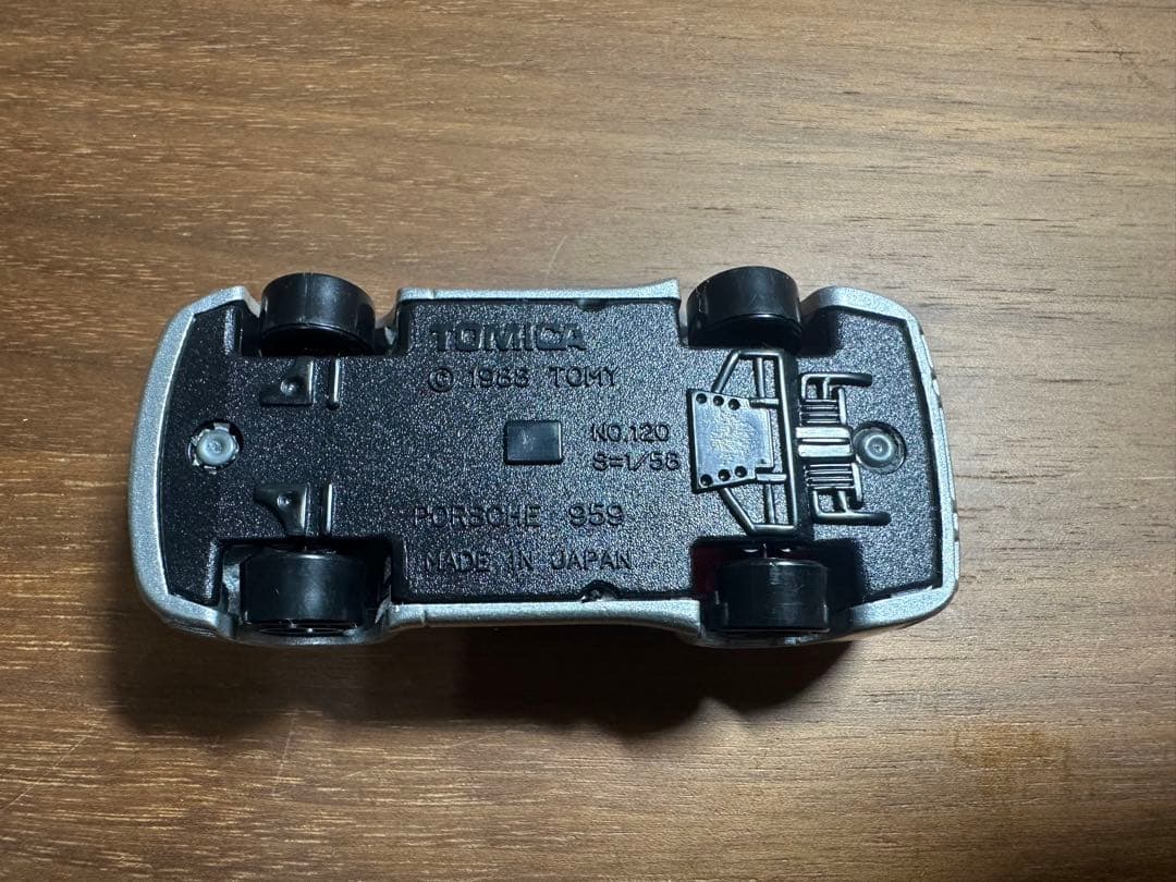 トミカ 赤箱 日本製 120 1/58 ポルシェ 959 シルバー