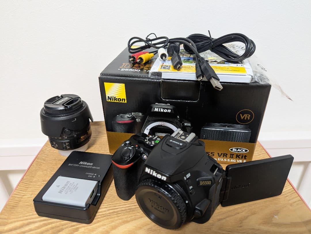 Nikon D5500 レンズ3本（18-55mm,55-300mm,35mm）