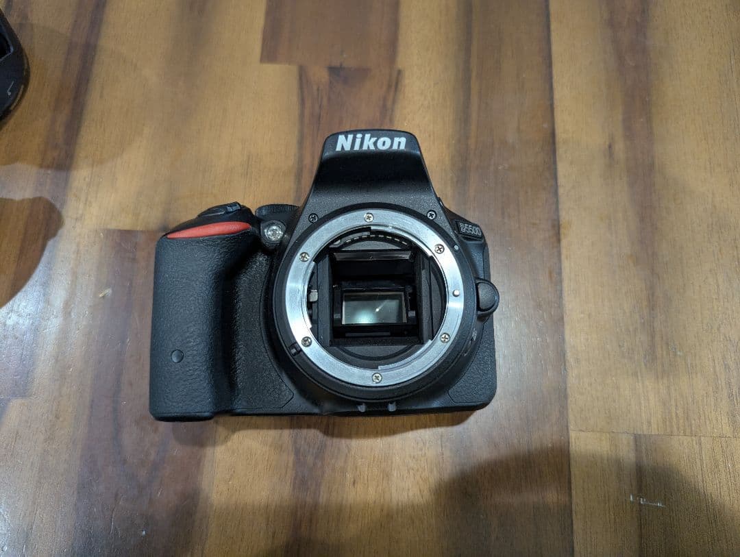 Nikon D5500 レンズ3本（18-55mm,55-300mm,35mm）