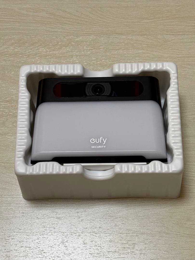 【ソーラーセキュリティカメラ】Anker eufy