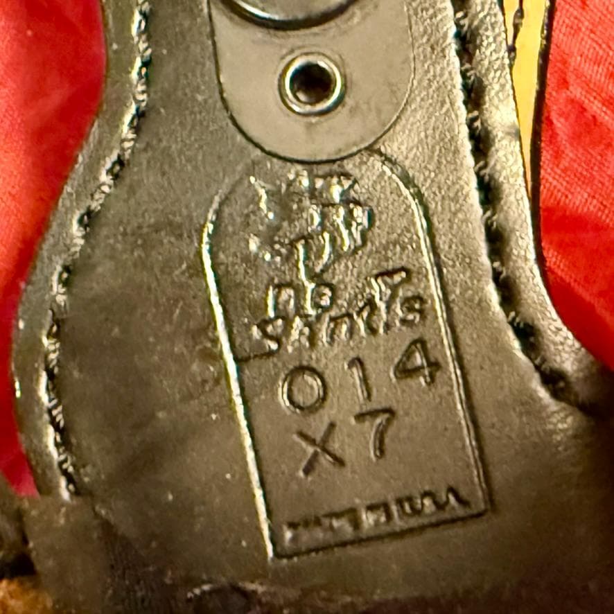 デサンティス製 小型オートマチック用 アンクルホルスター 左利き用