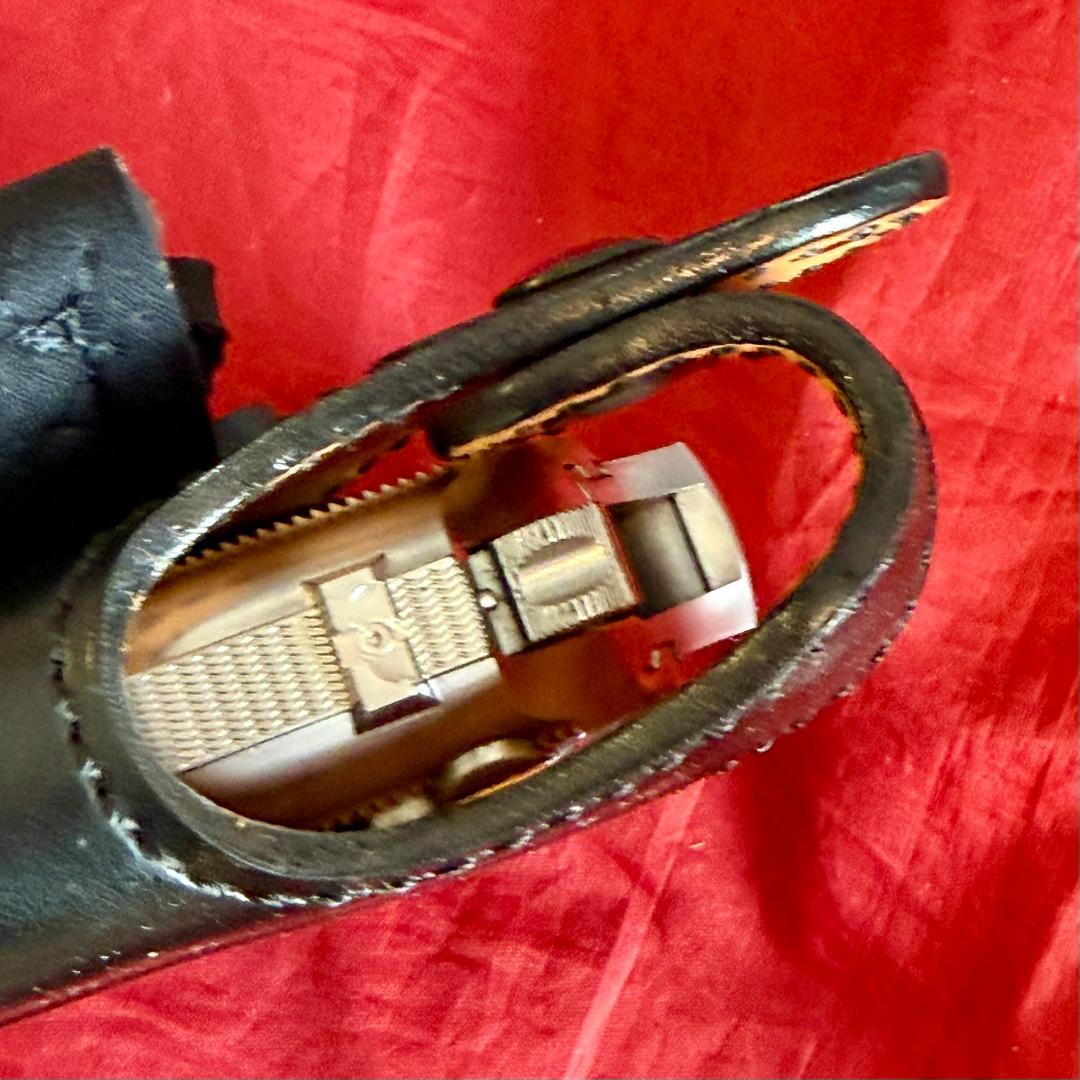 デサンティス製 小型オートマチック用 アンクルホルスター 左利き用