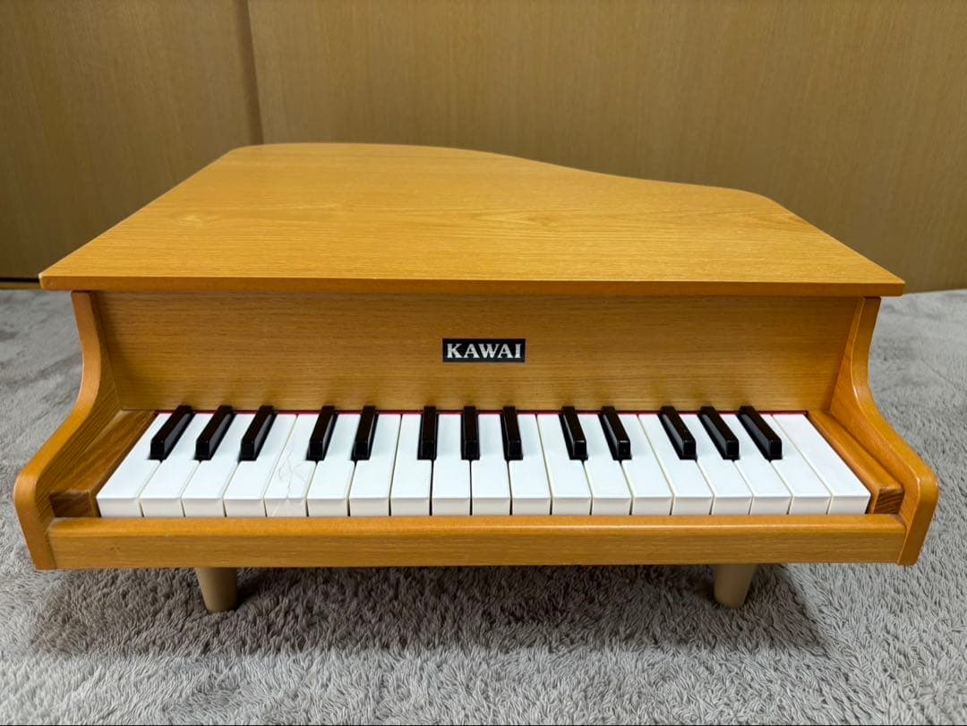 KAWAI　カワイ　グランドピアノ　ミニ　ナチュラル