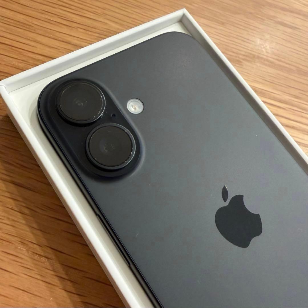 iPhone16 256GBブラック SIMフリー 本体AppleStore購入