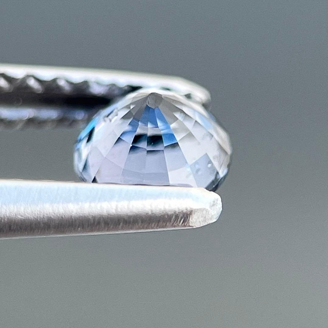 スリランカ産非加熱天然ブルースピネルルース