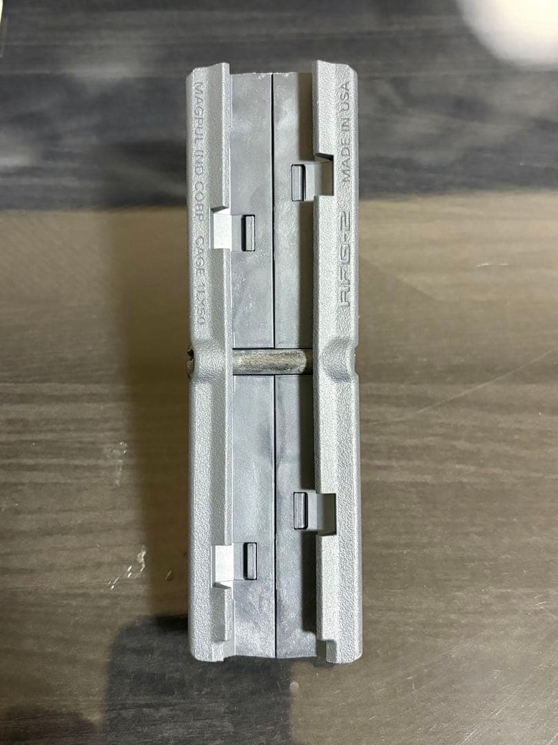 新品　magpul AFG2 stealth grey 実物