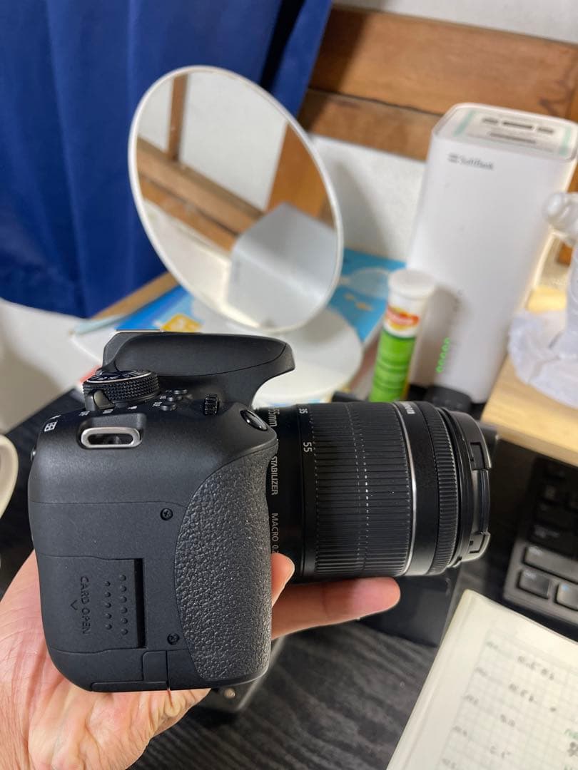 Canon EOS 800D デジタル一眼レフカメラ 18-55mmレンズ付き