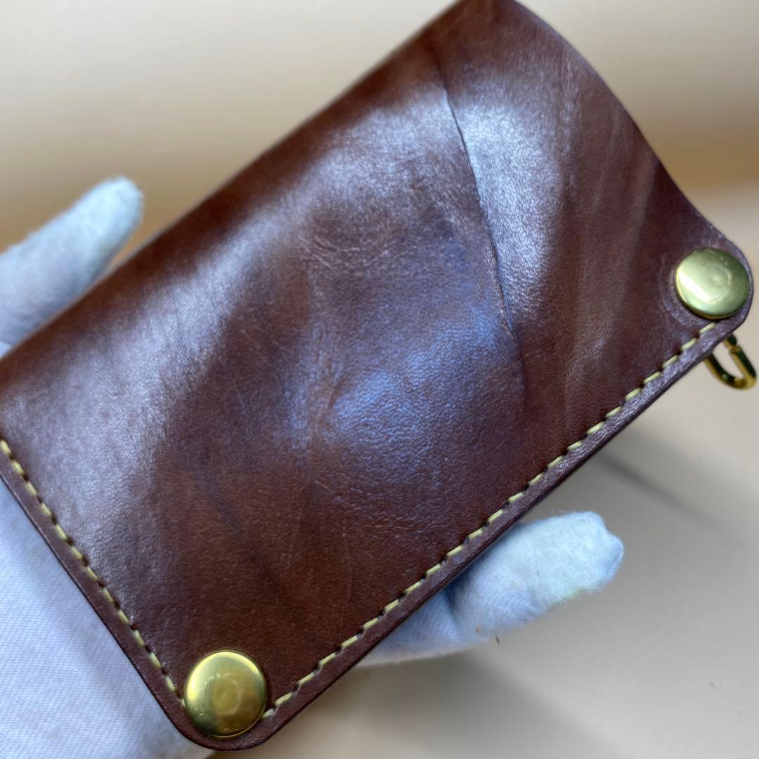 栃木レザー お札折らずに収納できる無骨なミドルトラッカーウォレット BTW