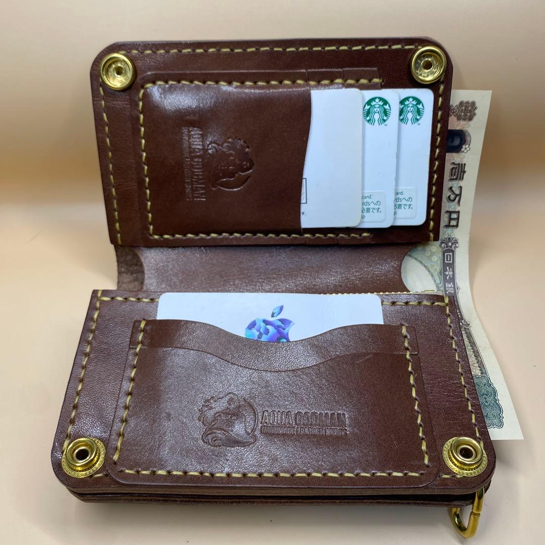 栃木レザー お札折らずに収納できる無骨なミドルトラッカーウォレット BTW