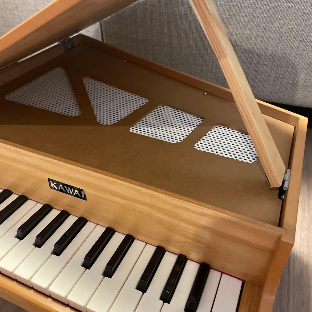 KAWAI 木製 37鍵ピアノ