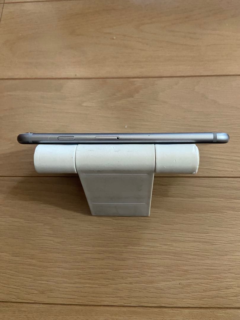 iPhone6s 32GB simロックフリー スペースグレー　「美品」