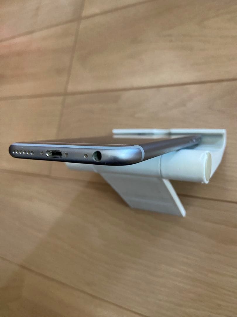 iPhone6s 32GB simロックフリー スペースグレー　「美品」