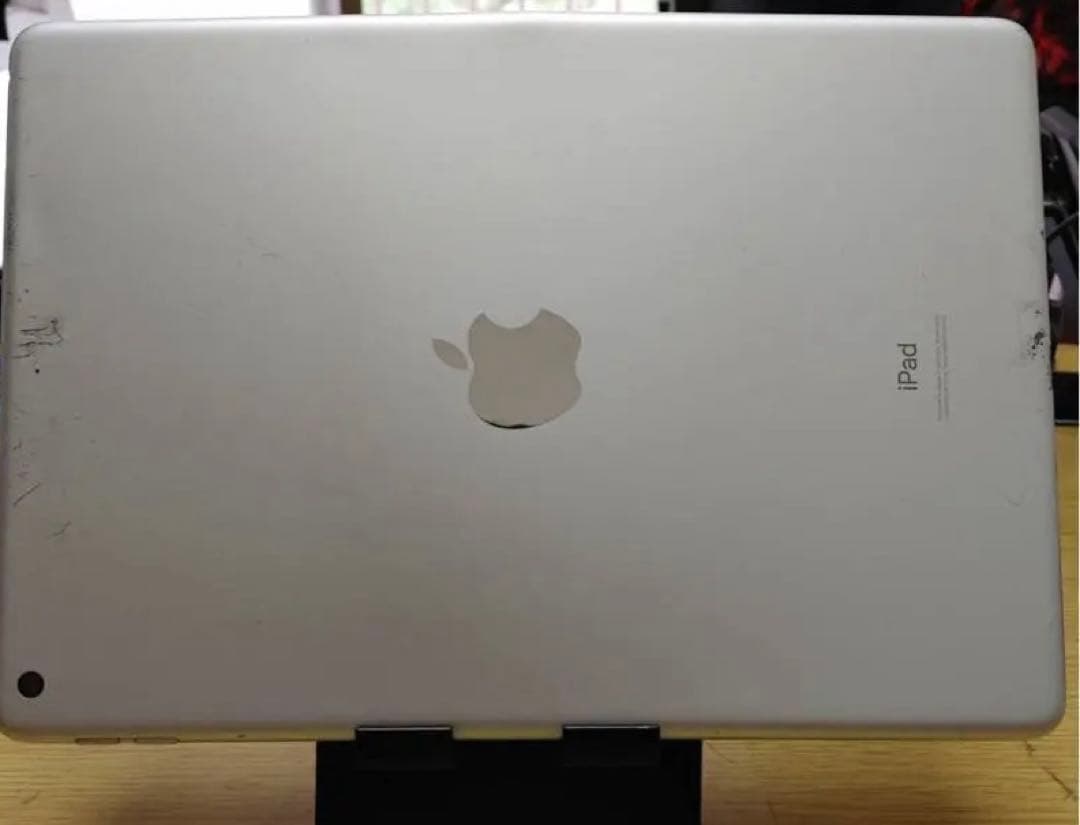 ⭐︎早い者勝ち⭐︎ iPad 第8世代　Wi-Fiモデル　訳あり　返金対応可