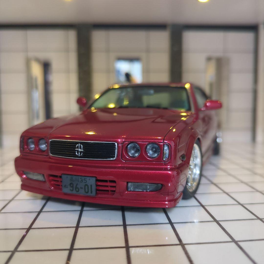 1/24 ジオラマ ショーケース 完成品 LED照明 透明アクリル板付き！