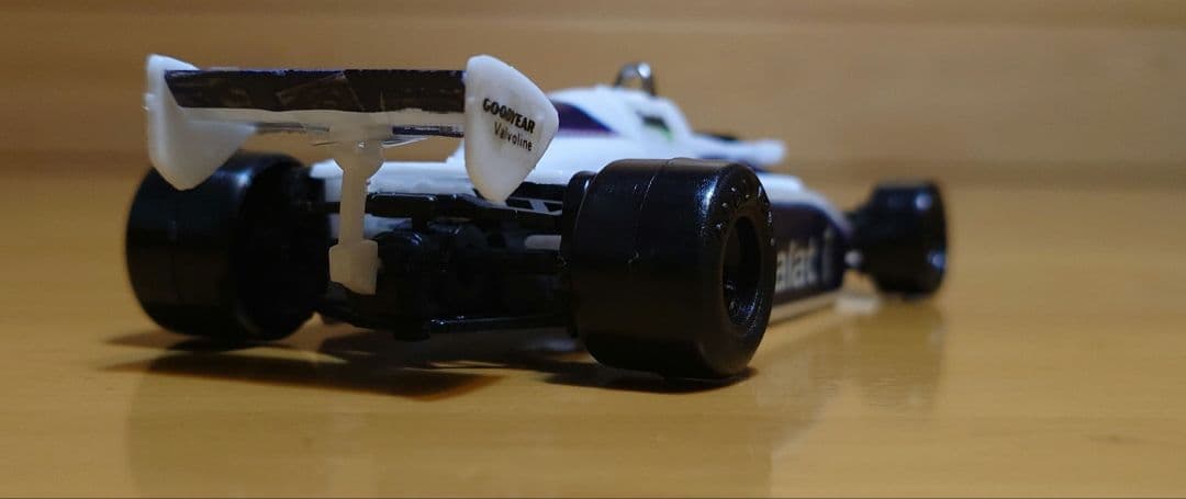 カバヤビッグワンガムBig-one GumブラバムBT50 ターボ完成品