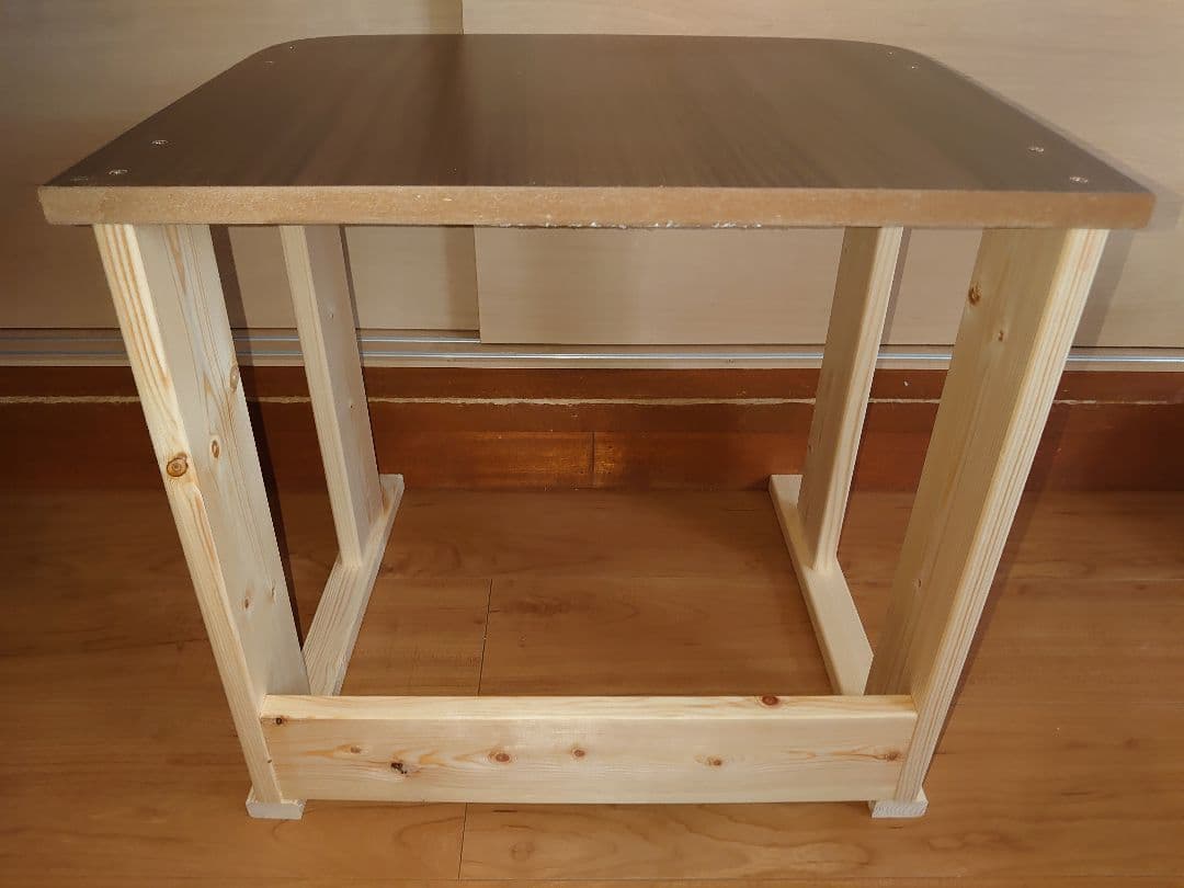 【累積208台目】パチスロを置く台（1台用シンプルスタンド）★小さめ高さ45㌢②