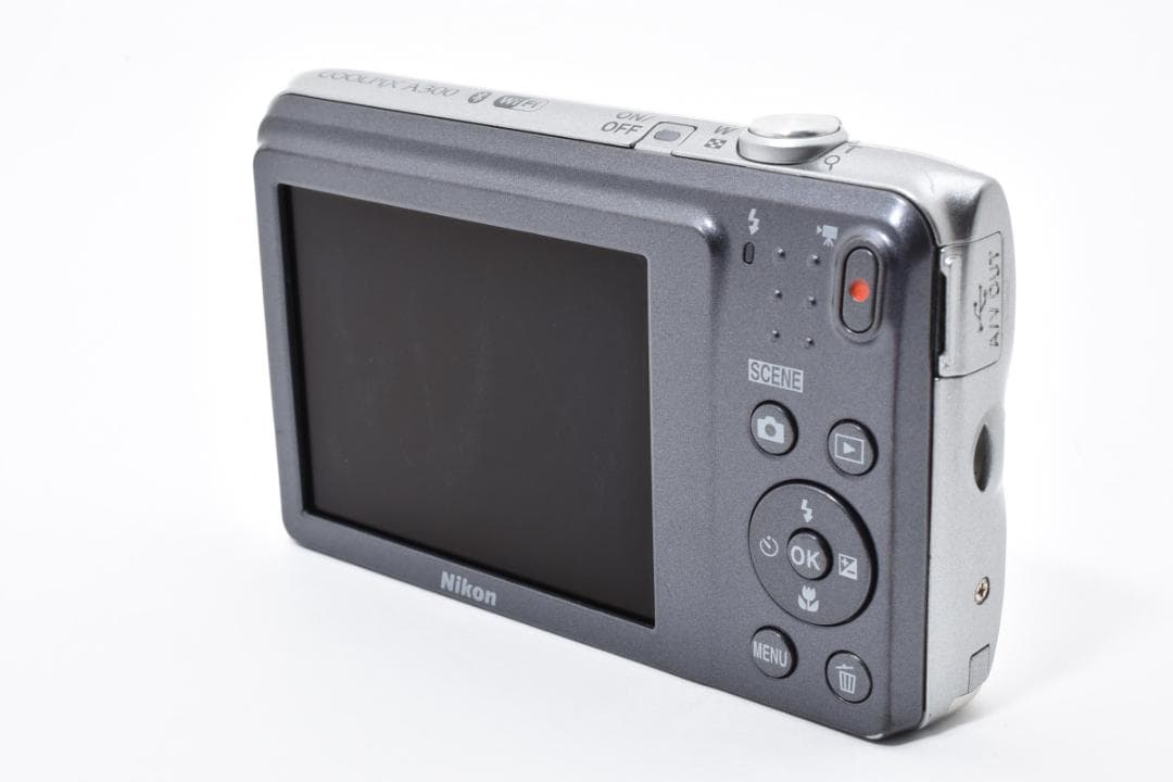 Nikon COOLPIX A300 シルバー コンパクトデジタルカメラ 訳あり