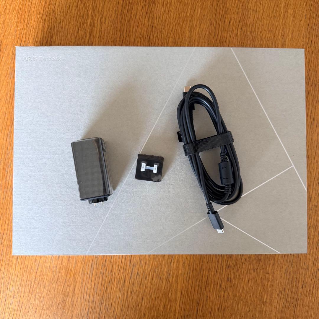 Windowsノート本体 ASUS Zenbook S14 UX5406SA SSD512G RAM16G