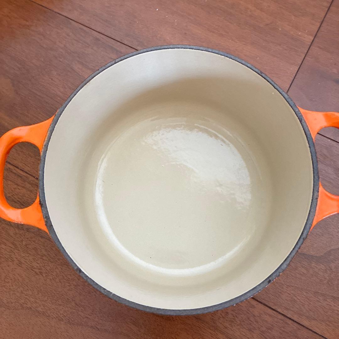 ソ*ヌ様 ル・クルーゼ　オレンジ イエロー　ホーロー鍋