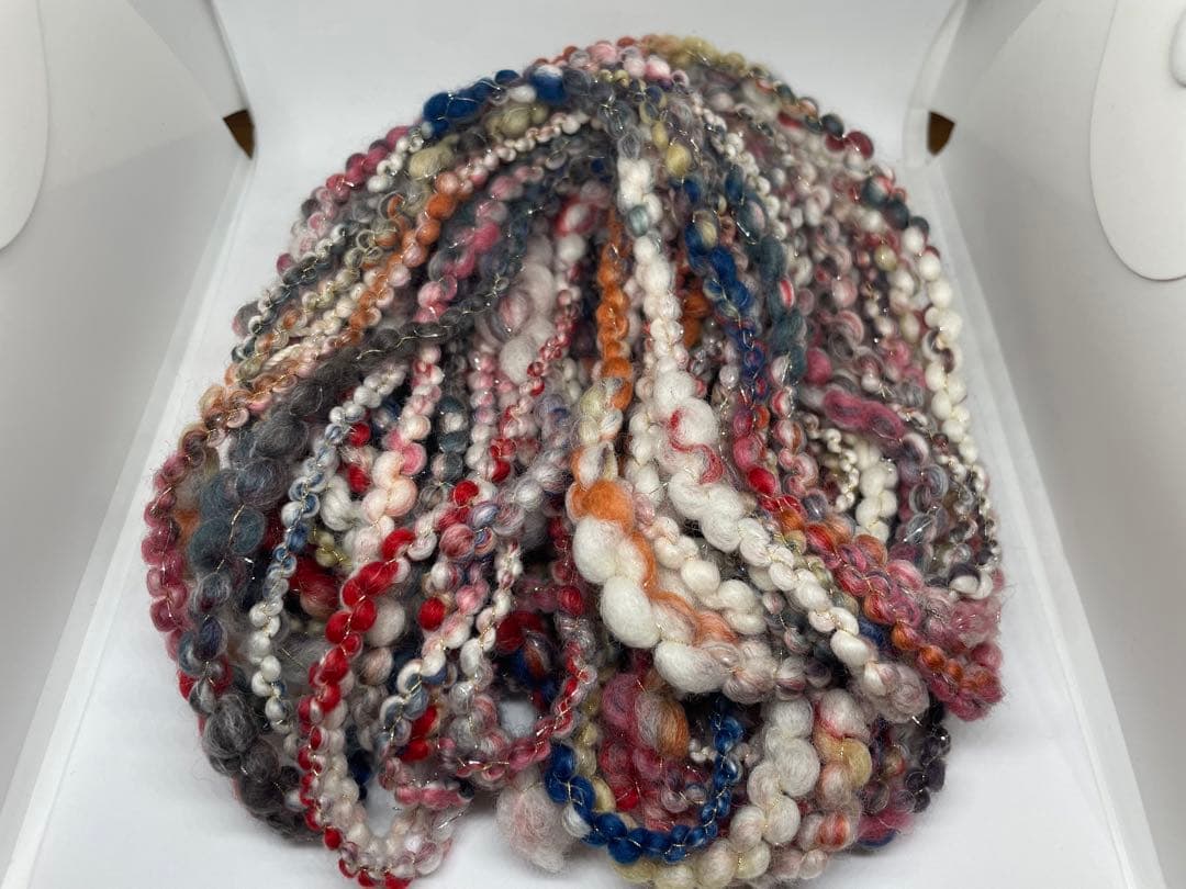 アートヤーン(240)  約54g  1544円