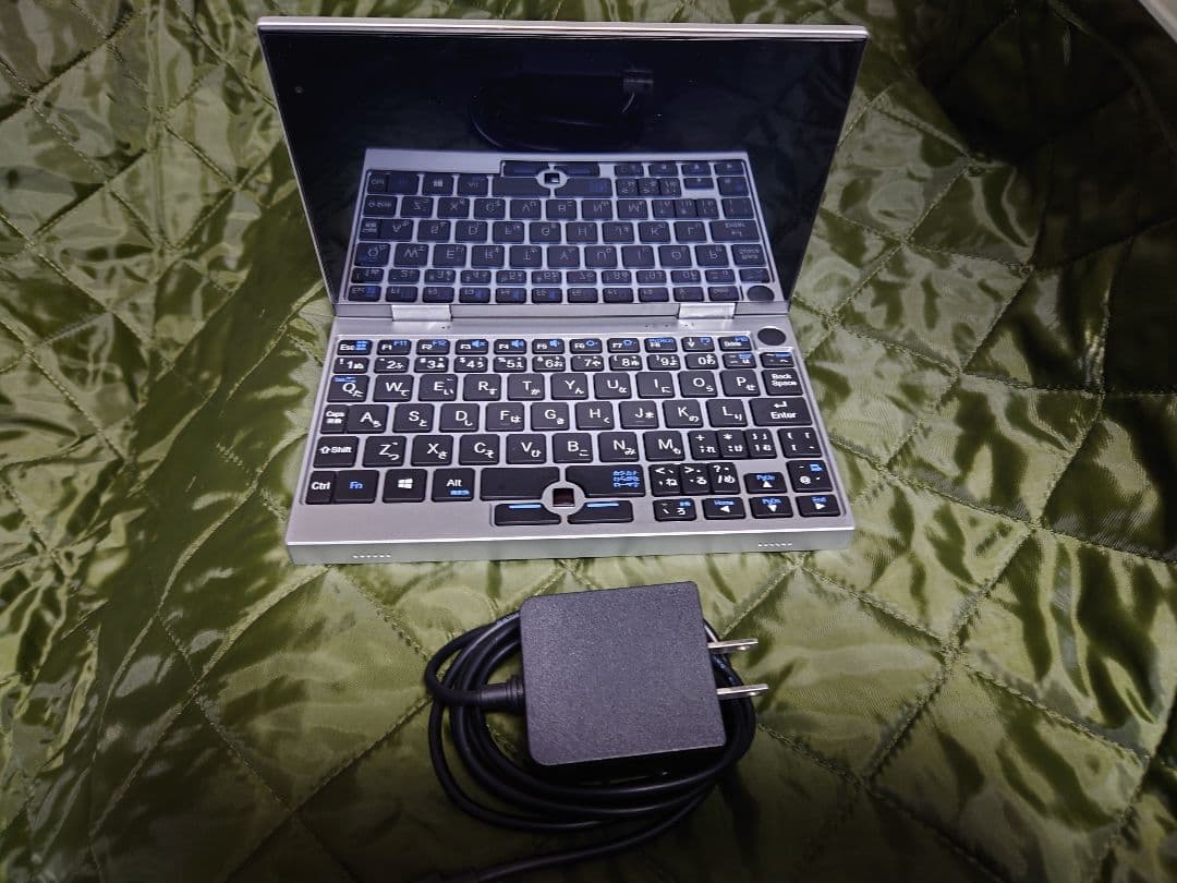 初代 NANOTE (ナノート) 7インチノートUMPC-01-SR 革ケース付