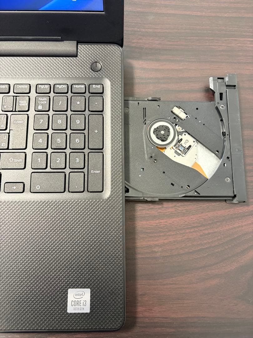 Dell Vostro 15 3000 ノートPC