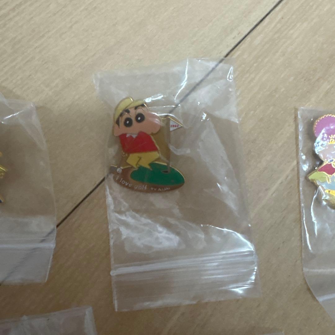 テレビ朝日 しんちゃん ピンバッジ セット 2002