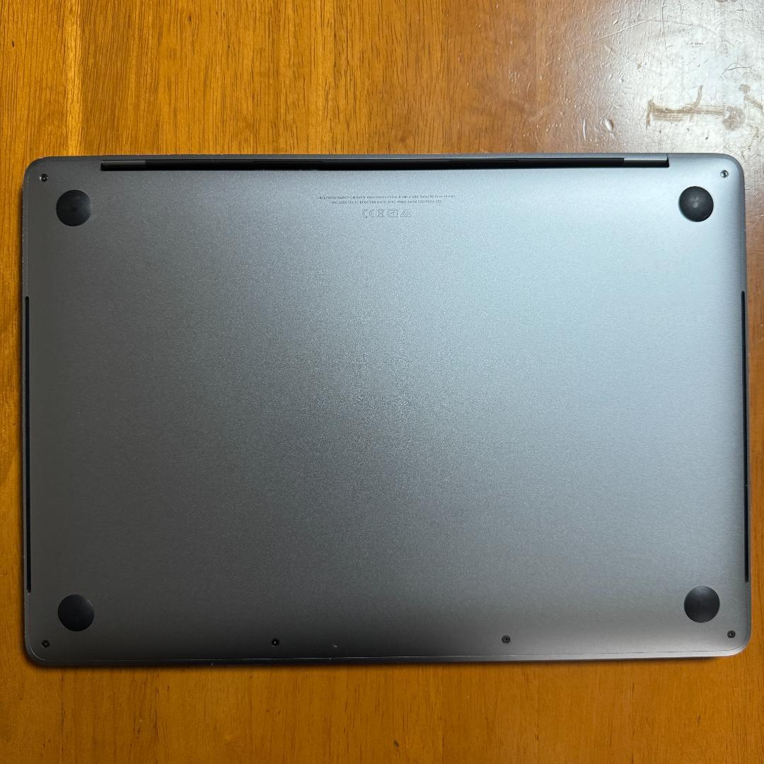 MacBook Pro 2019 13インチ グレー 本体 箱あり 充電器付き