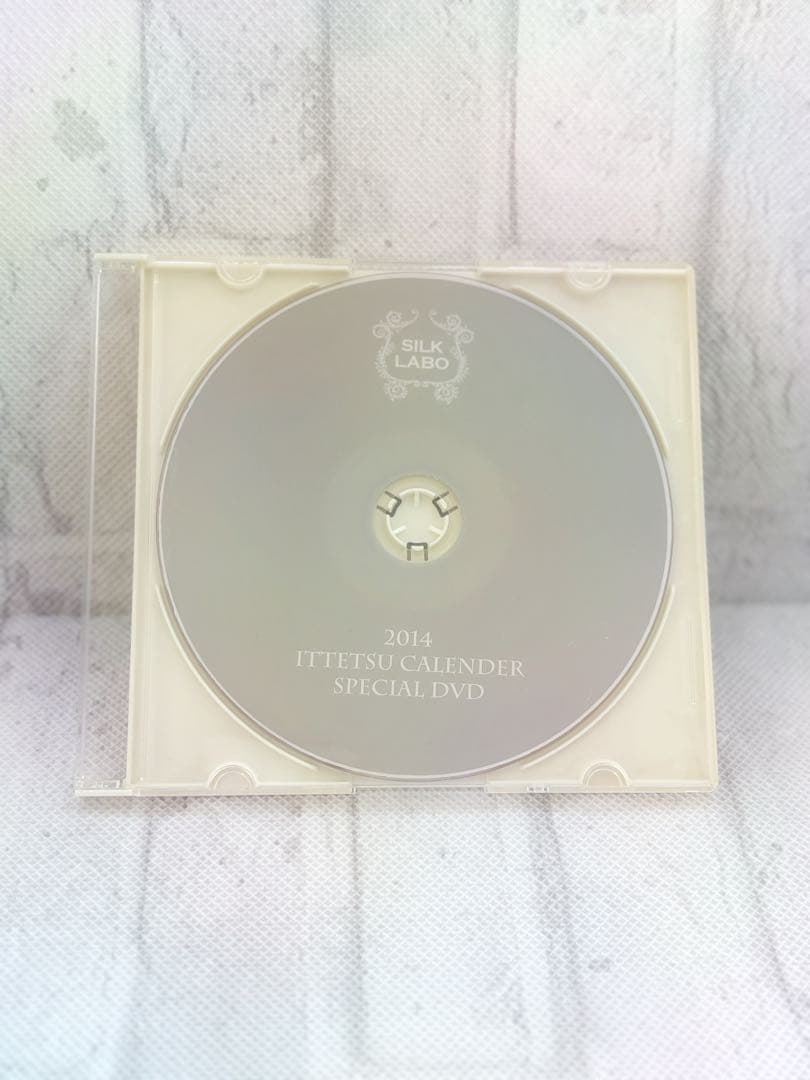 【美品・貴重品】一徹 2014年カレンダー＆DVD 鈴木一徹