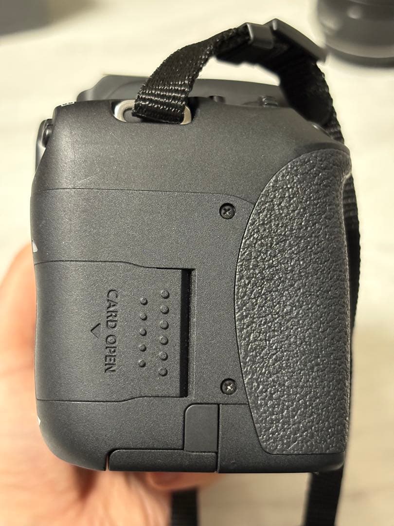 Canon EOS 8000D レンズ3本セット（ダブルズームキット＋単焦点）