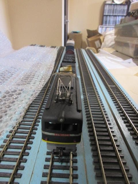 EB10が牽く貨物列車 7両セット （HOゲージ）（金属製・エンドウ/カツミ製）