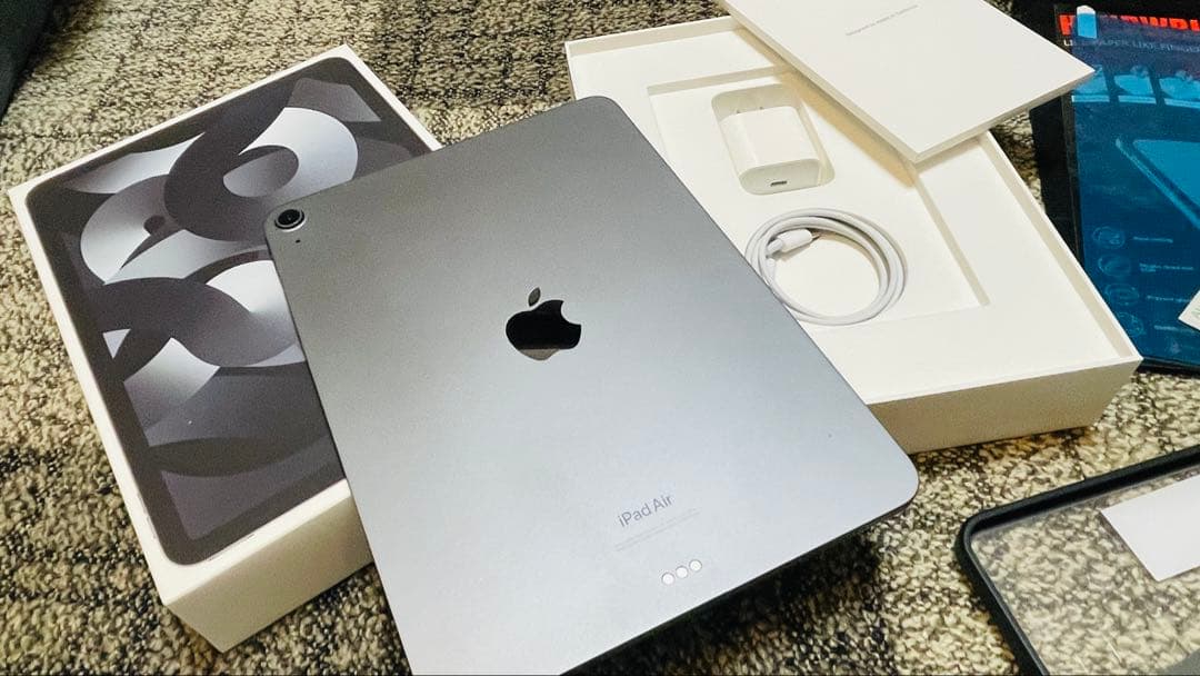 Apple iPad Air 第5世代 Wi-Fiモデル 100% 64GB