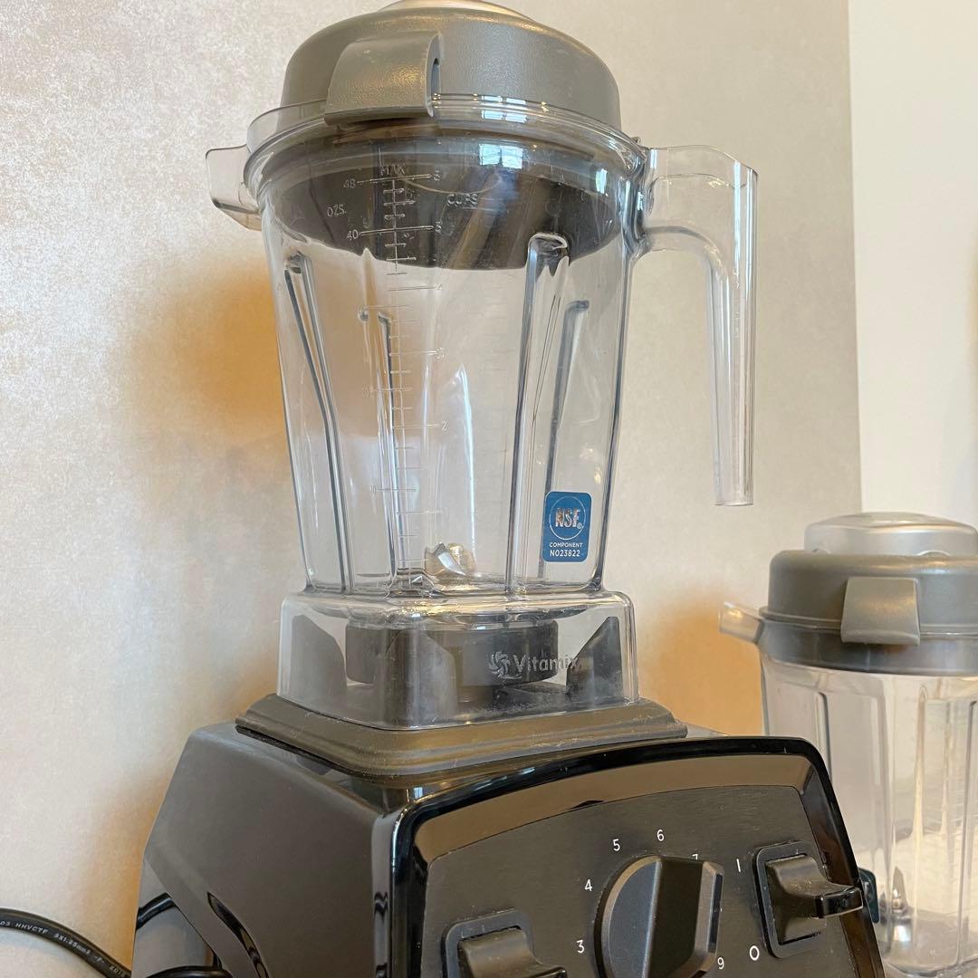 バイタミックス E310 ブレンダープロフェッショナルグレード 1.4Lブラック