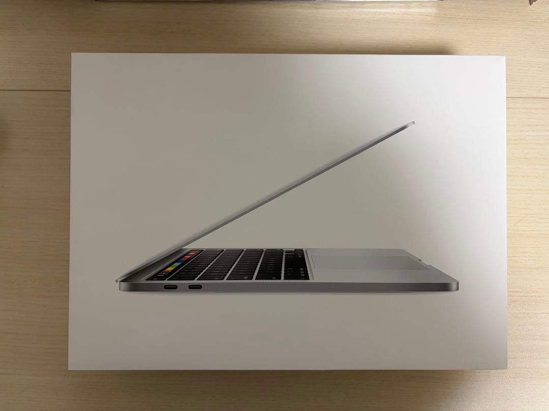 MacBook Pro 13インチ※Touch Bar不具合あり/他動作問題なし