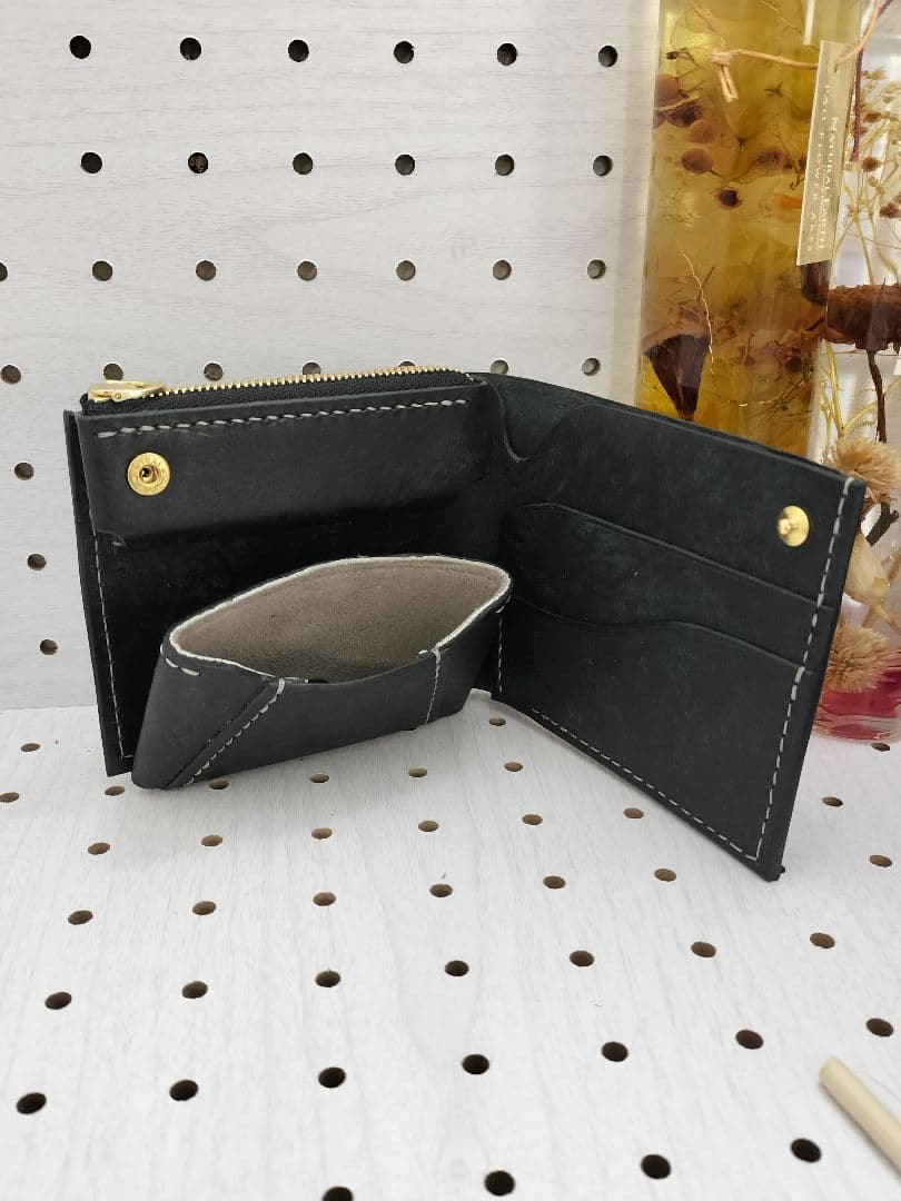 二つ折り財布　ハンドメイド　本革 レザークラフト