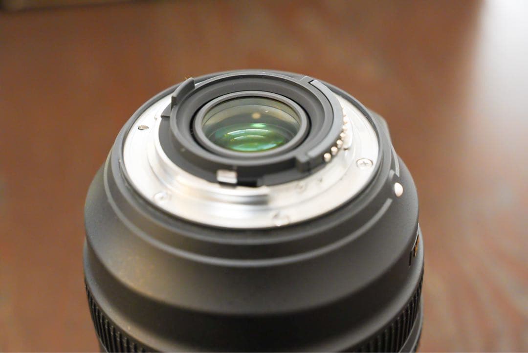 Nikon D7000 デジタル一眼レフカメラ 18-300mm