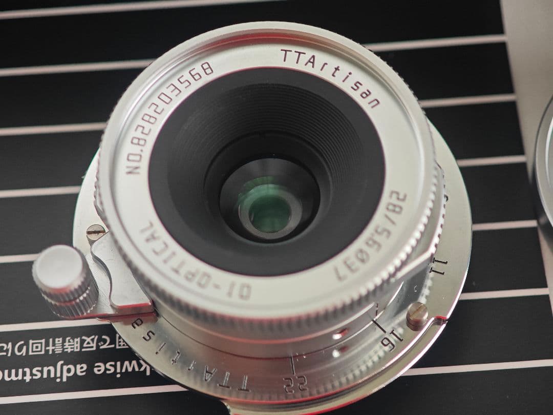 TTArtisan 28mm F5.6 Mマウント シルバー