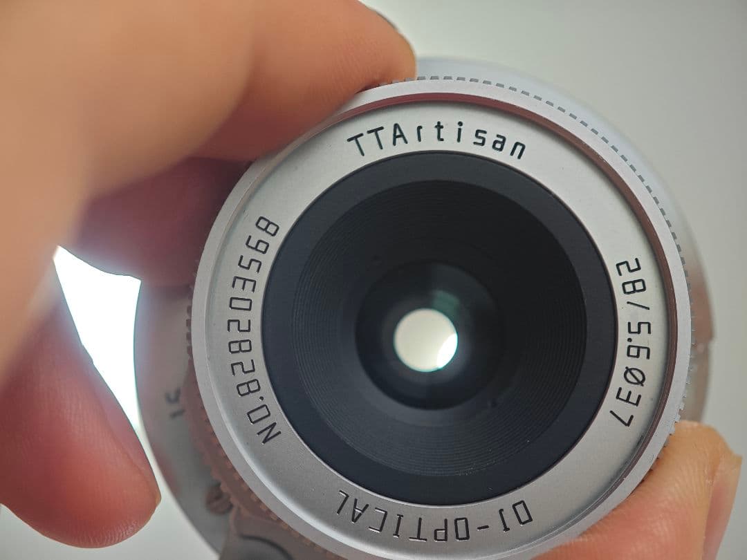 TTArtisan 28mm F5.6 Mマウント シルバー