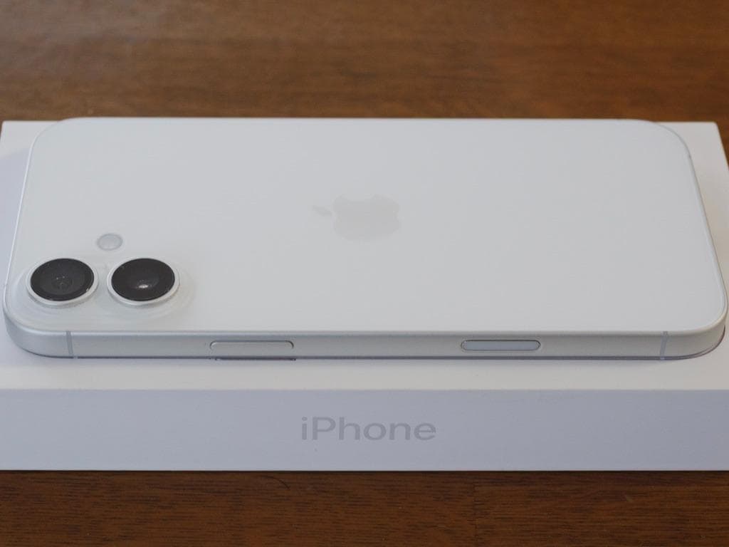 iPhone 16 plus 中国版　ホワイト