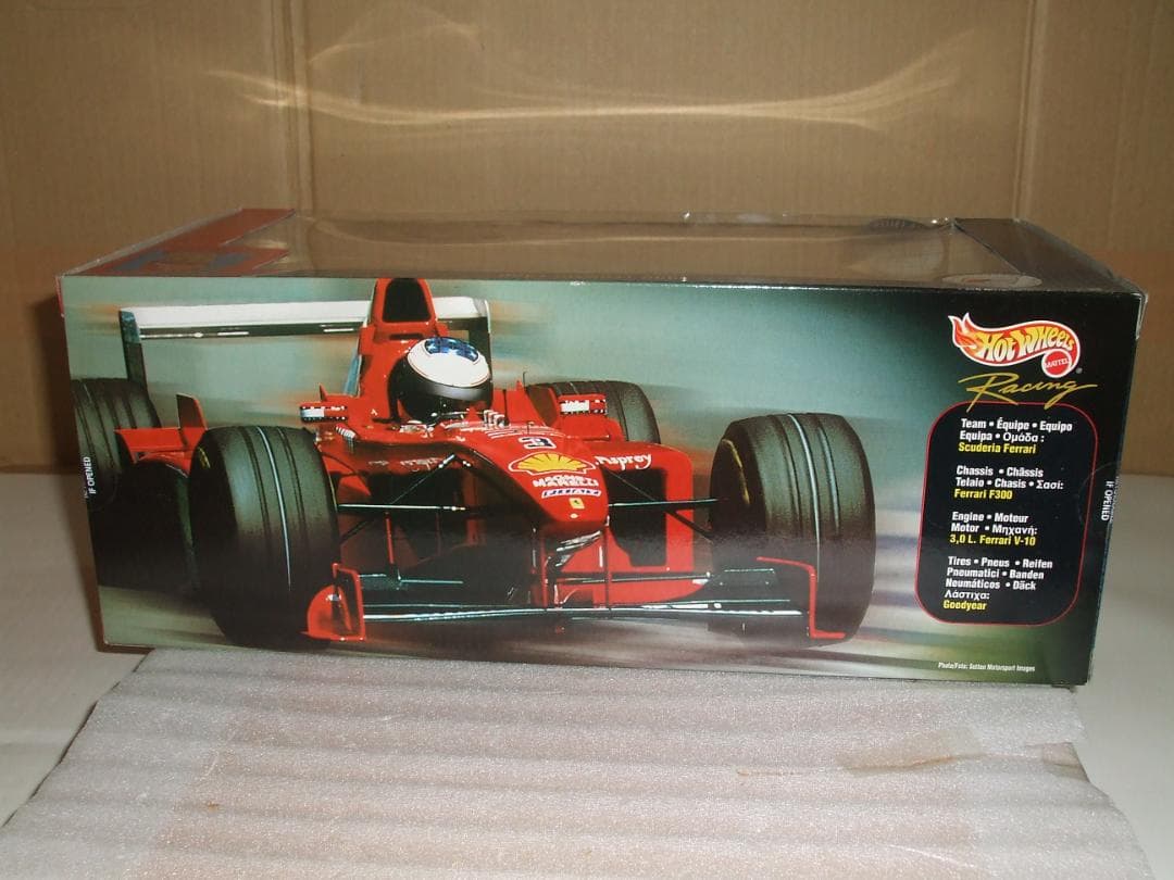 フェラーリ　F３００　ミハエル・シューマッハ　＃３　限定品　マテル　１／１８