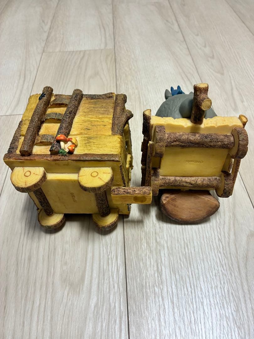 となりのトトロ　プランターカバー　お花機関車ととろ号