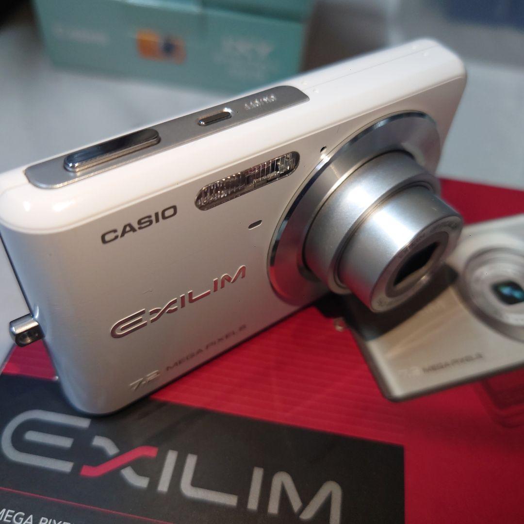 （ジャンク品）CASIO.EXILIM.EX-Z77・ホワイト