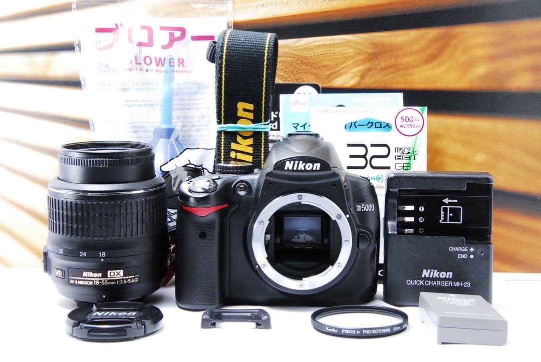 【美品】Nikon D5000 一眼レフ★16-85mm ★ショット数1855回