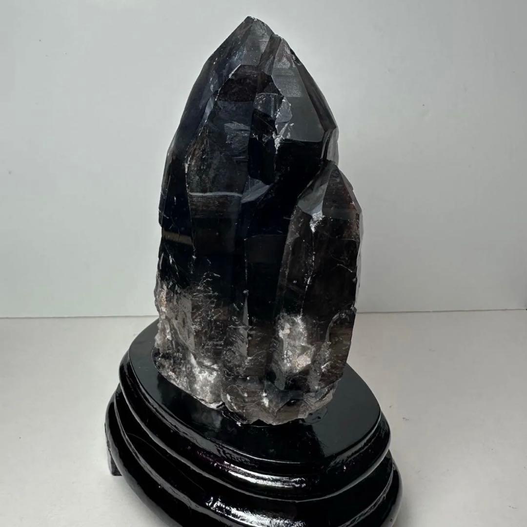 モリオン クラスター 670g 原石 黒水晶 天然石 置物 鑑賞石 魔除け